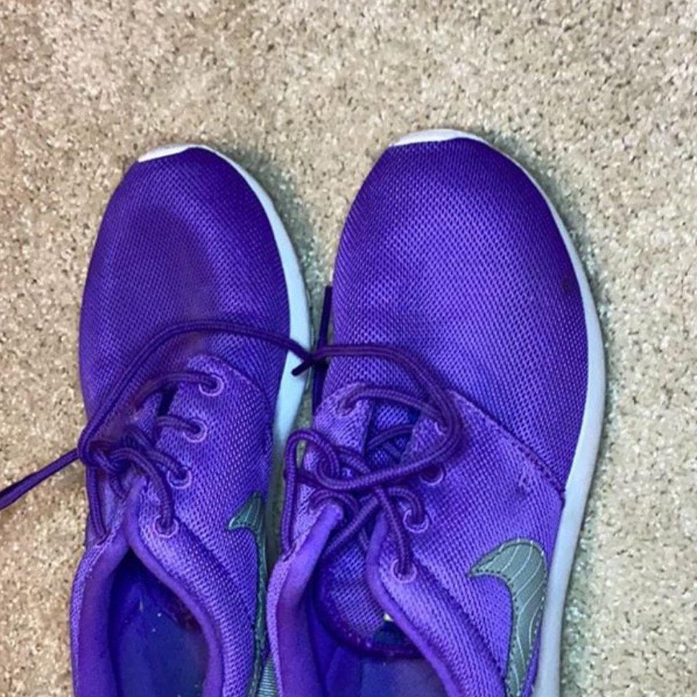 Women's Tennis Shoes